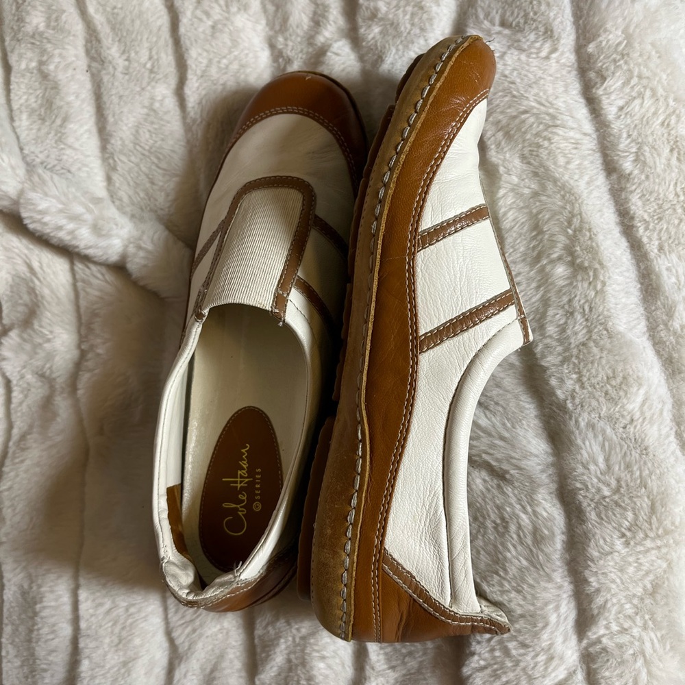 Cole Haan Women’s 6B White Brown Slip On Leather Preppy Travel Laceless Sneaker